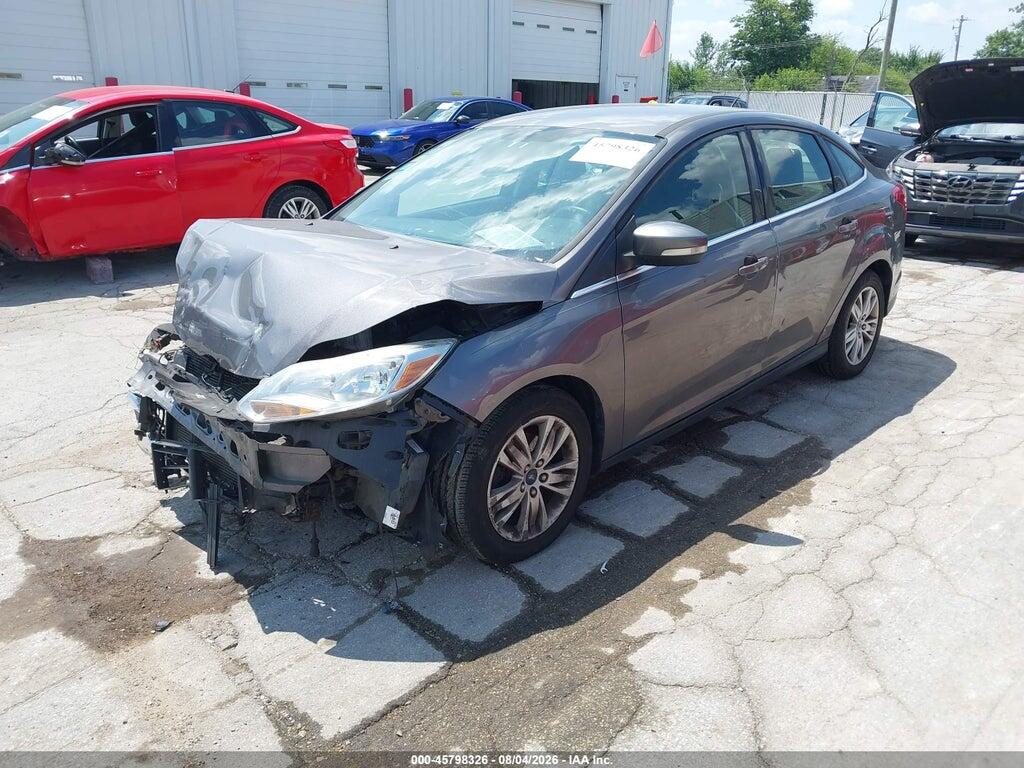 1FAHP3H20CL283062 2012 FORD FOCUS photo no. 2