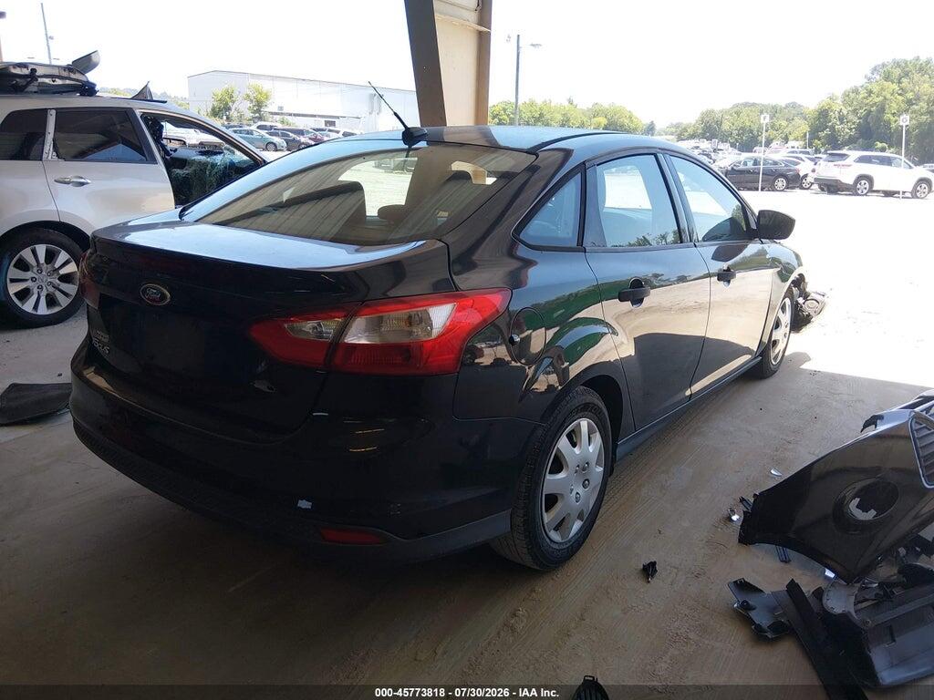 1FAHP3E2XCL429875 2012 FORD FOCUS photo no. 4