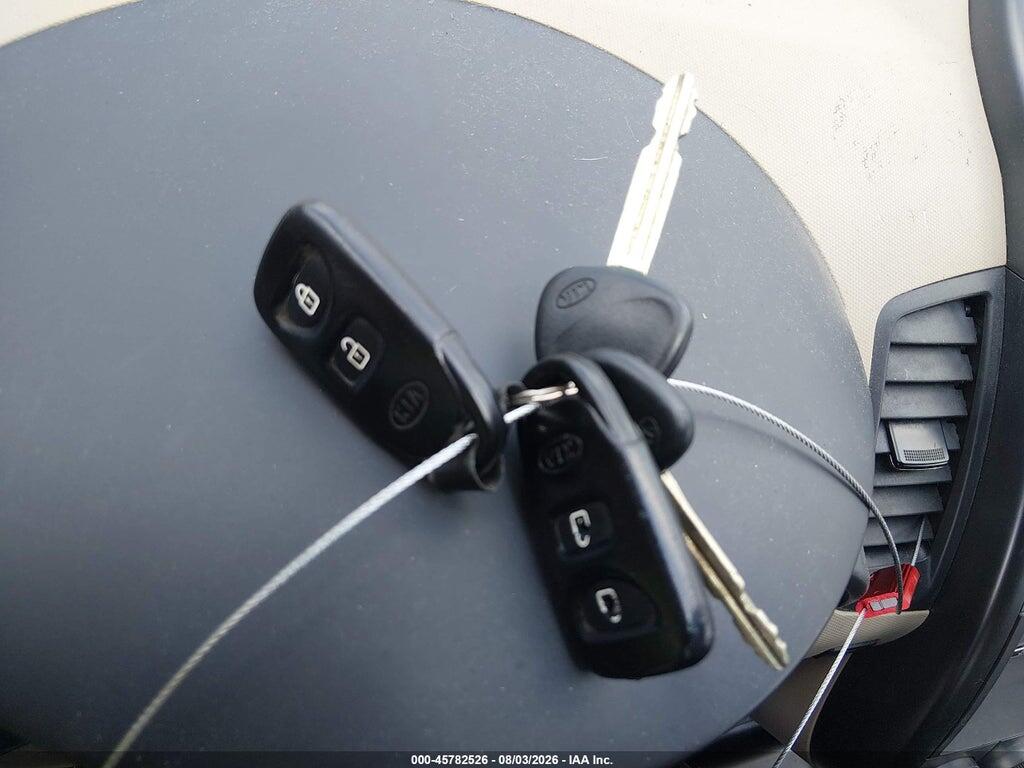 KNDJT2A29A7178070 2010 KIA SOUL photo no. 11