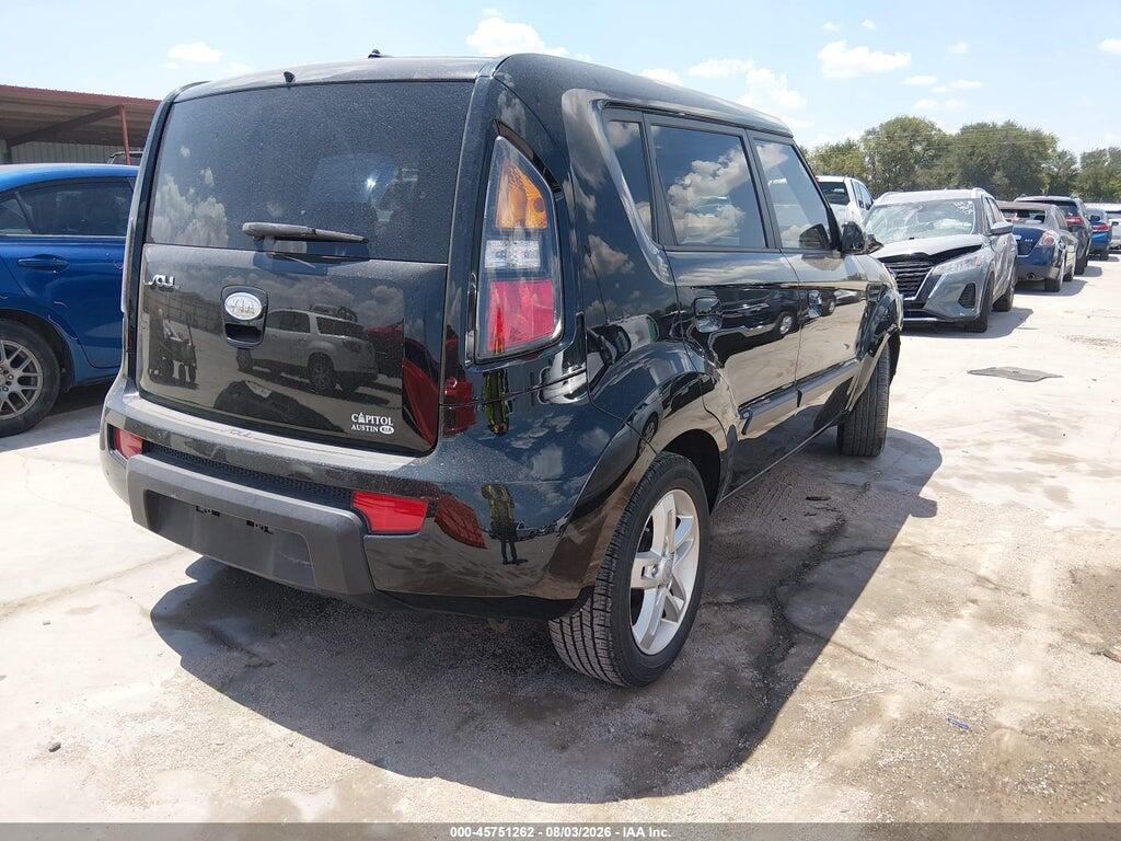 KNDJT2A20A7102270 2010 KIA SOUL photo no. 4