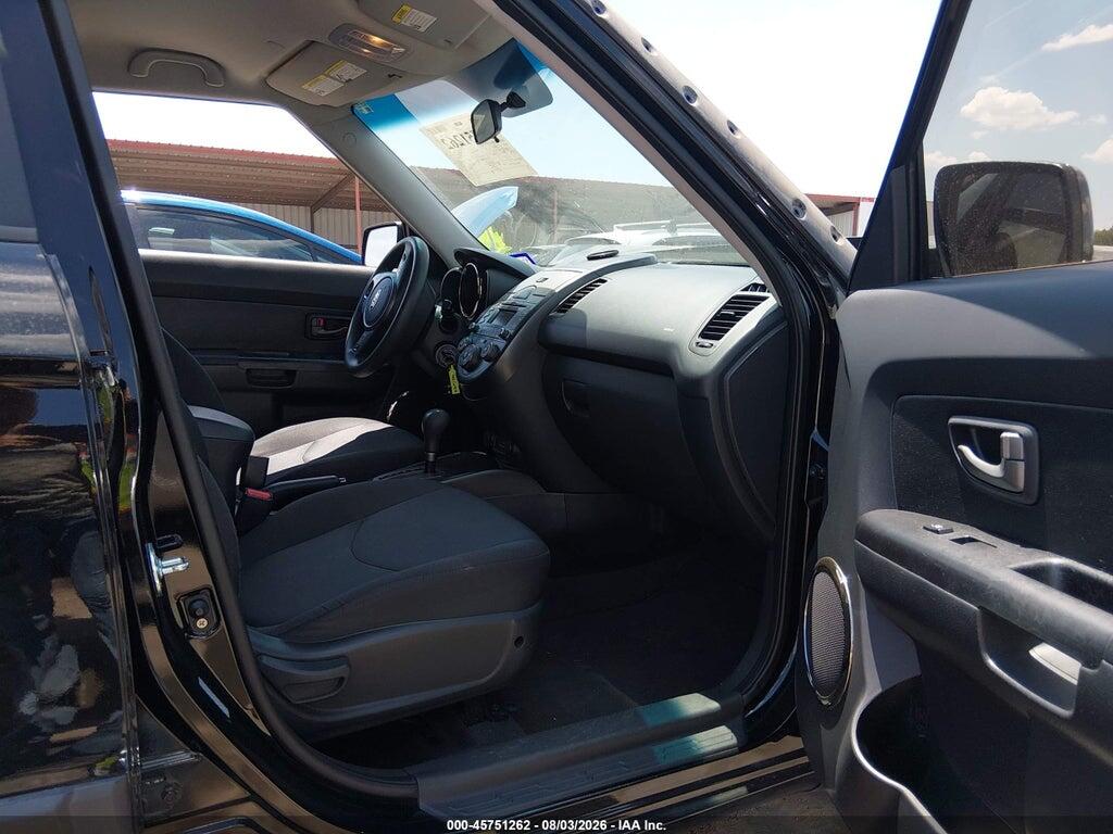 KNDJT2A20A7102270 2010 KIA SOUL photo no. 5