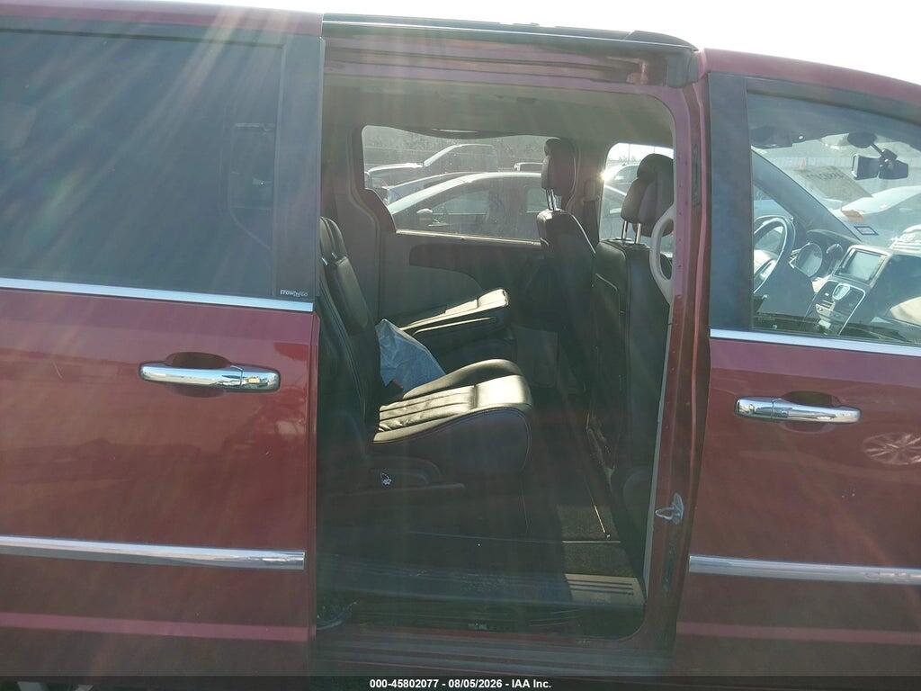 2A4RR8DG3BR666128 2011 CHRYSLER TOWN & COUNTRY photo no. 8