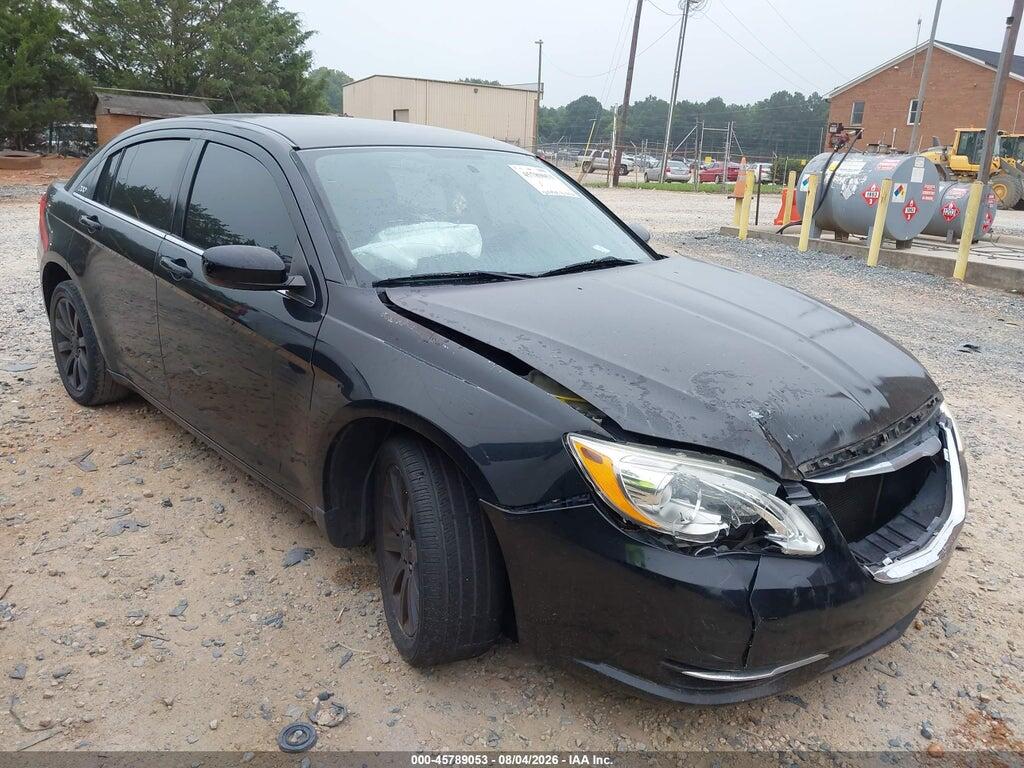 1C3BC1FB4BN545787 2011 CHRYSLER 200 photo no. 1