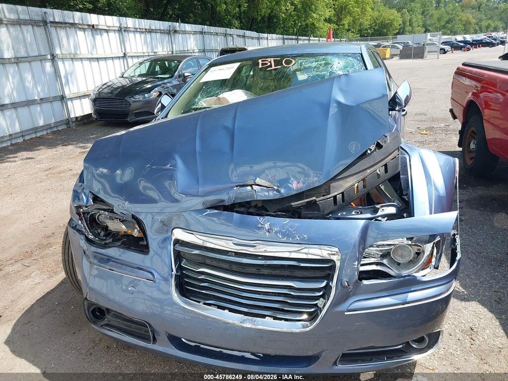 2C3CA6CT6BH592655 2011 CHRYSLER 300C photo no. 12