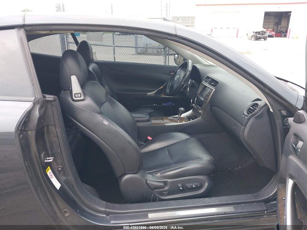 JTHFF2C23A2510798 2010 LEXUS IS 250C photo no. 5