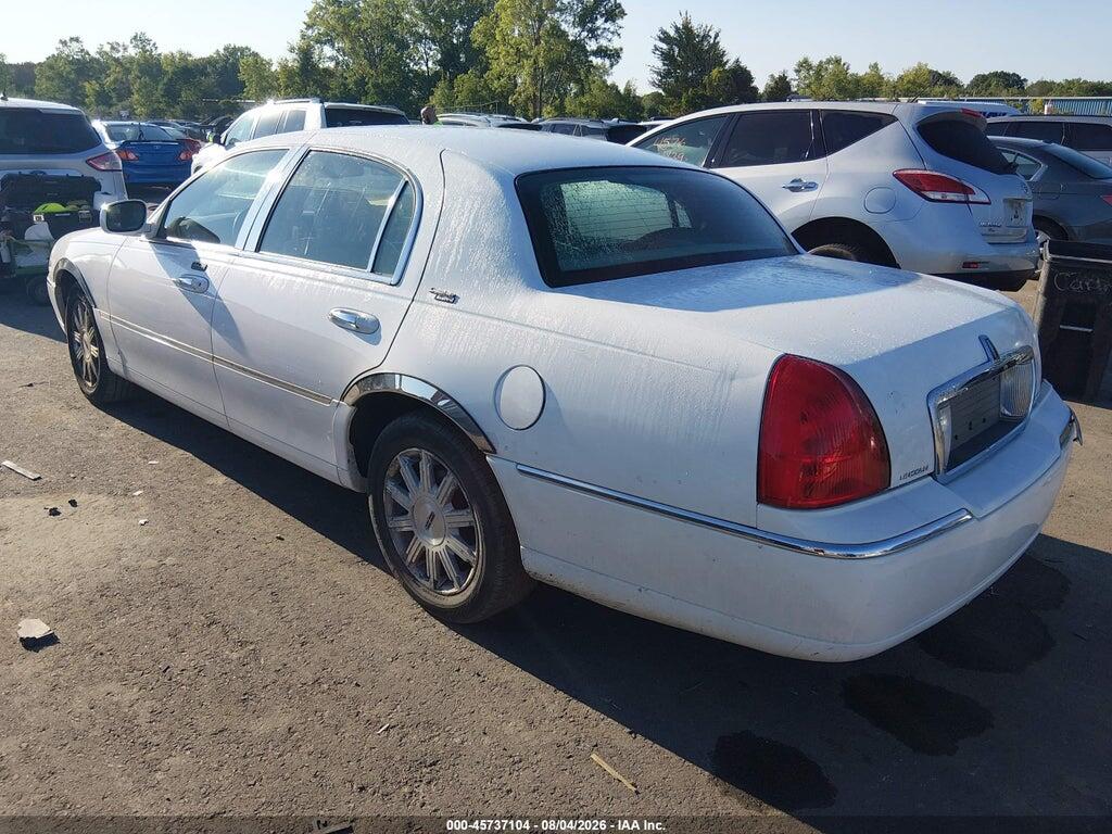 2LNBL8CV3AX607160 2010 LINCOLN TOWN CAR photo no. 3