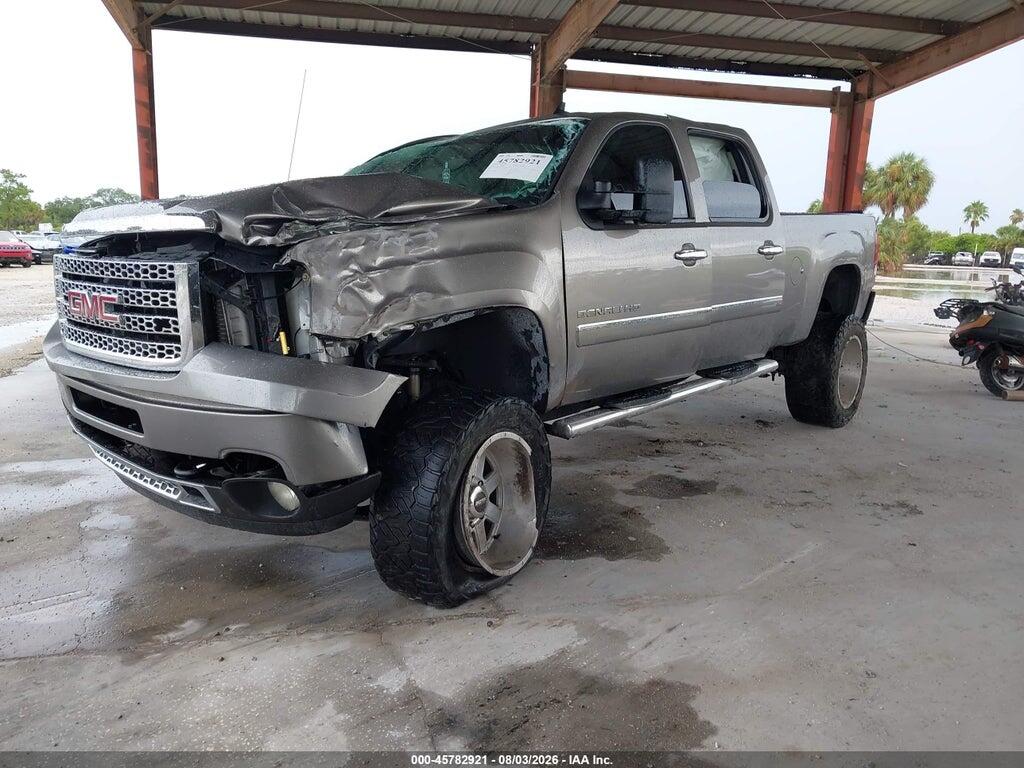 1GT125E85CF167014 2012 GMC SIERRA 2500HD photo no. 2