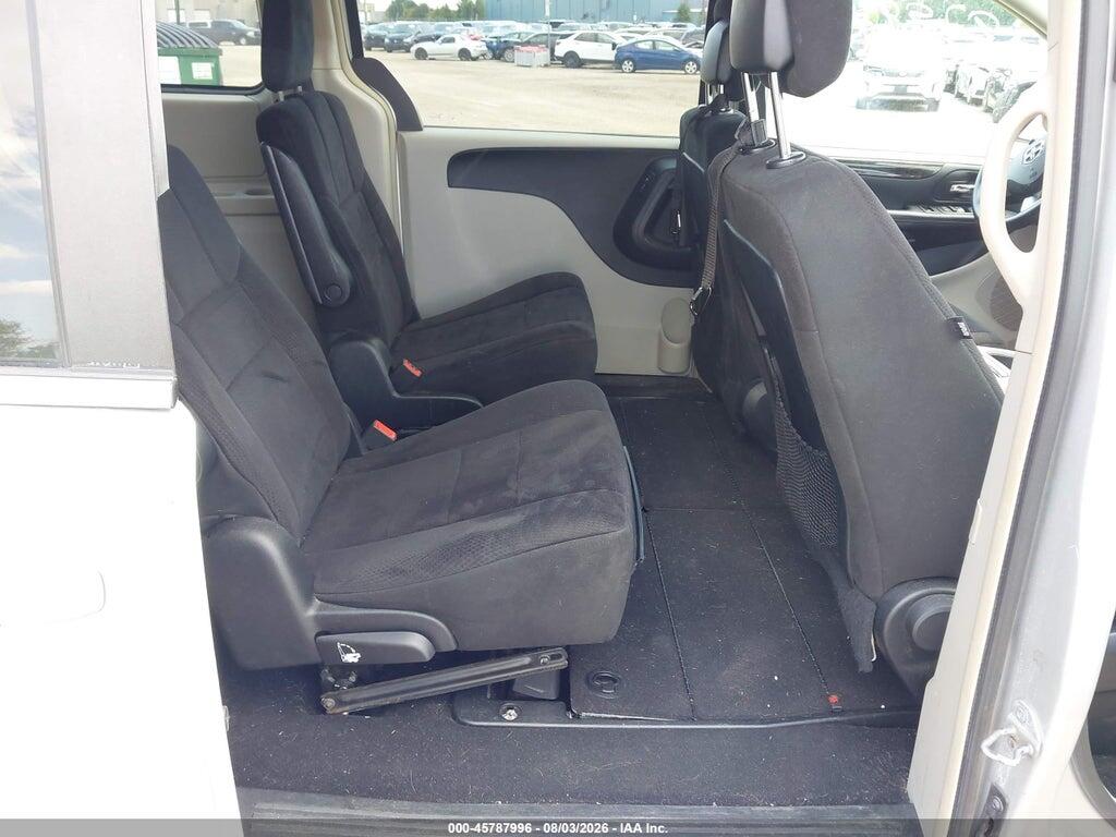 2D4RN5DG2BR679746 2011 DODGE GRAND CARAVAN photo no. 8
