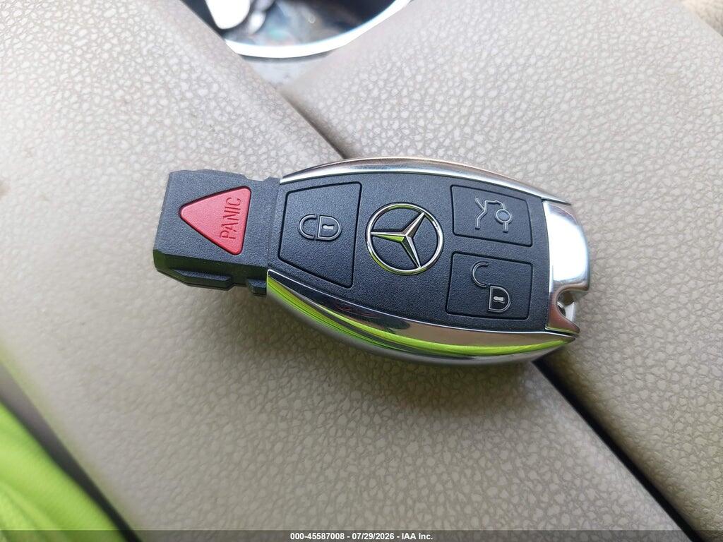 WDDGF5EB3AR102111 2010 MERCEDES-BENZ C 300 photo no. 11