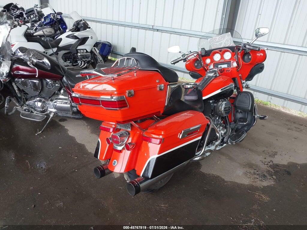 1HD1PR814CB955098 2012 HARLEY-DAVIDSON FLHTCUSE7 photo no. 4