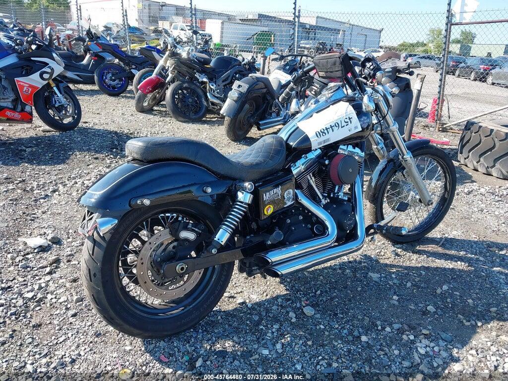 1HD1GPM16CC324681 2012 HARLEY-DAVIDSON FXDWG photo no. 4