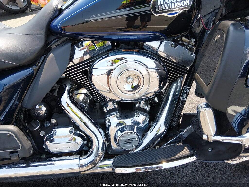 1HD1FCM15CB683912 2012 HARLEY-DAVIDSON FLHTCU photo no. 8