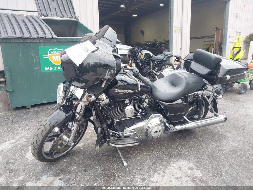 1HD1KBM16CB693046 2012 HARLEY-DAVIDSON FLHX photo no. 2