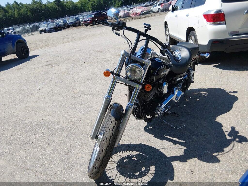 1HD1GV415CC337250 2012 HARLEY-DAVIDSON FXDC photo no. 2