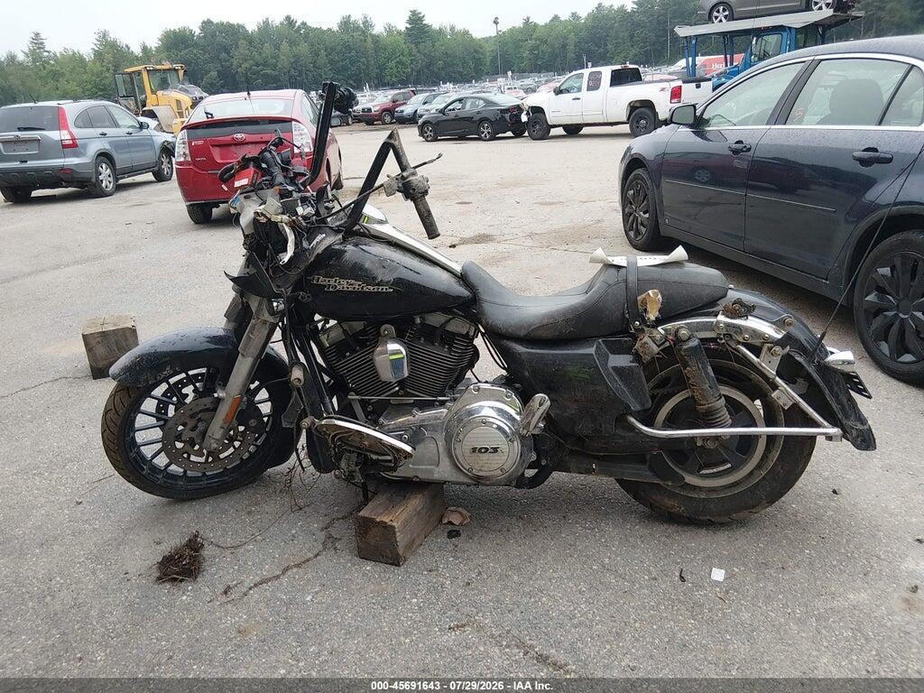 1HD1KBM17CB664204 2012 HARLEY-DAVIDSON FLHX photo no. 12