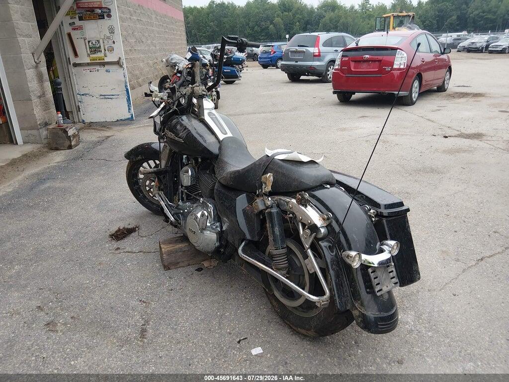 1HD1KBM17CB664204 2012 HARLEY-DAVIDSON FLHX photo no. 3