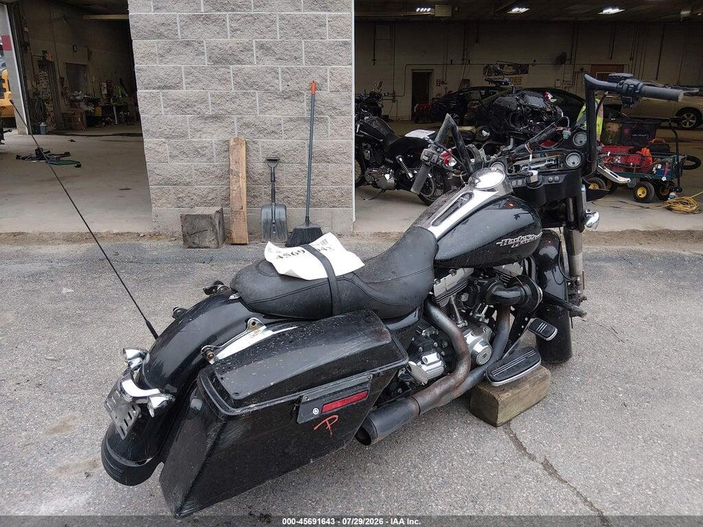 1HD1KBM17CB664204 2012 HARLEY-DAVIDSON FLHX photo no. 4