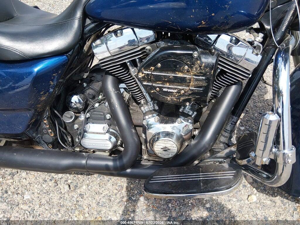 1HD1KBM10CB678445 2012 HARLEY-DAVIDSON FLHX photo no. 8