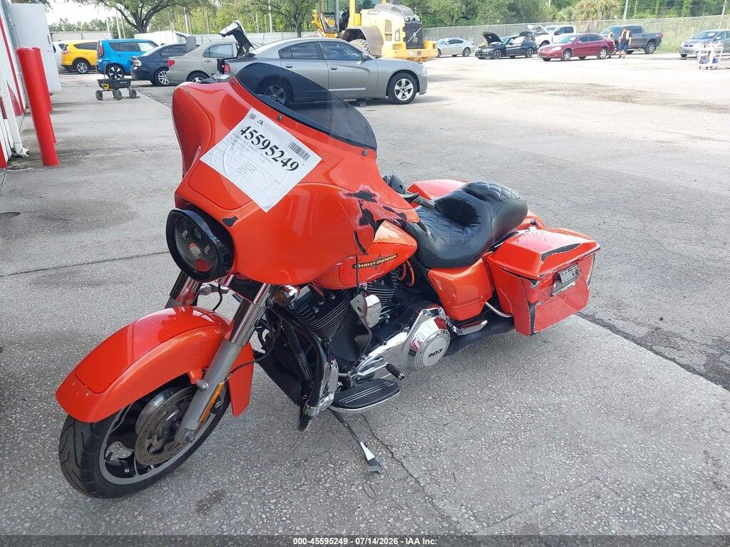 1HD1KBM15CB641729 2012 HARLEY-DAVIDSON FLHX photo no. 2