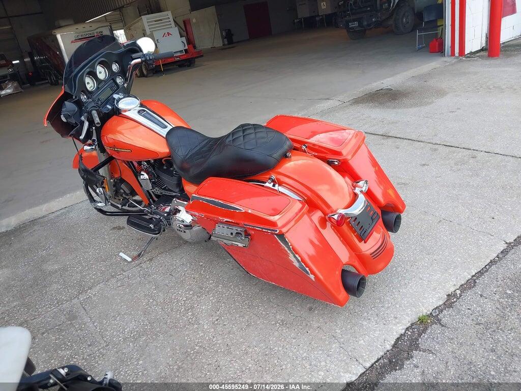 1HD1KBM15CB641729 2012 HARLEY-DAVIDSON FLHX photo no. 3