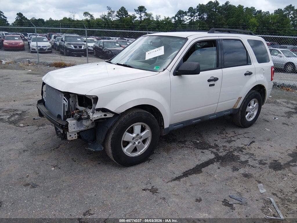 1FMCU9DG8BKB52236 2011 FORD ESCAPE photo no. 2