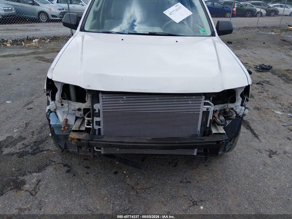1FMCU9DG8BKB52236 2011 FORD ESCAPE photo no. 6