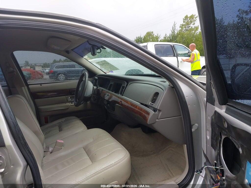 2MEBM7FVXAX612216 2010 MERCURY GRAND MARQUIS photo no. 5