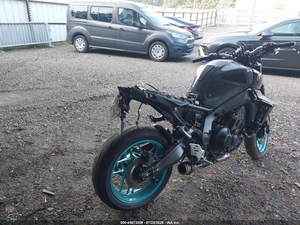 JYARN71E5PA004993 2023 YAMAHA MT09 photo no. 4