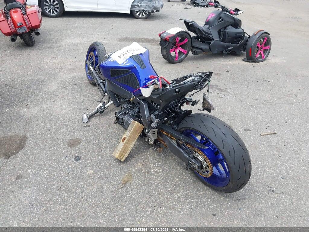JYARN71E2PA003901 2023 YAMAHA MT09 photo no. 3