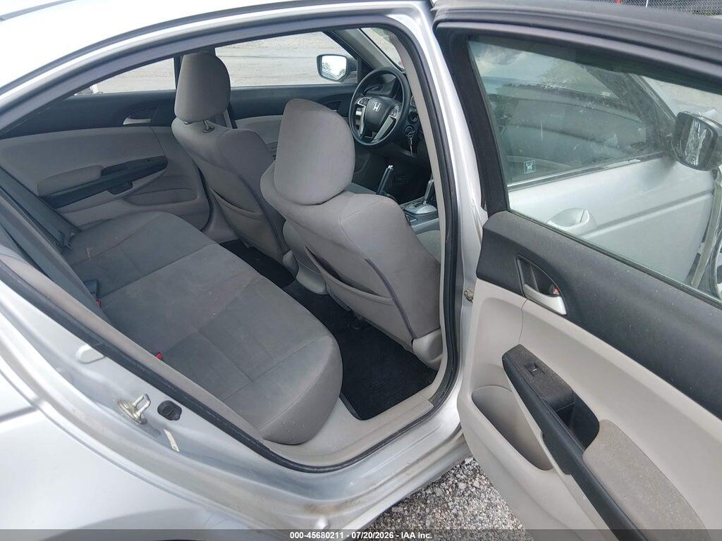 1HGCP2F4XCA222818 2012 HONDA ACCORD photo no. 8