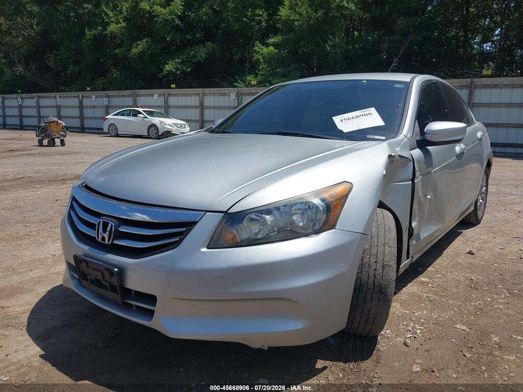 1HGCP2F67CA071051 2012 HONDA ACCORD photo no. 2