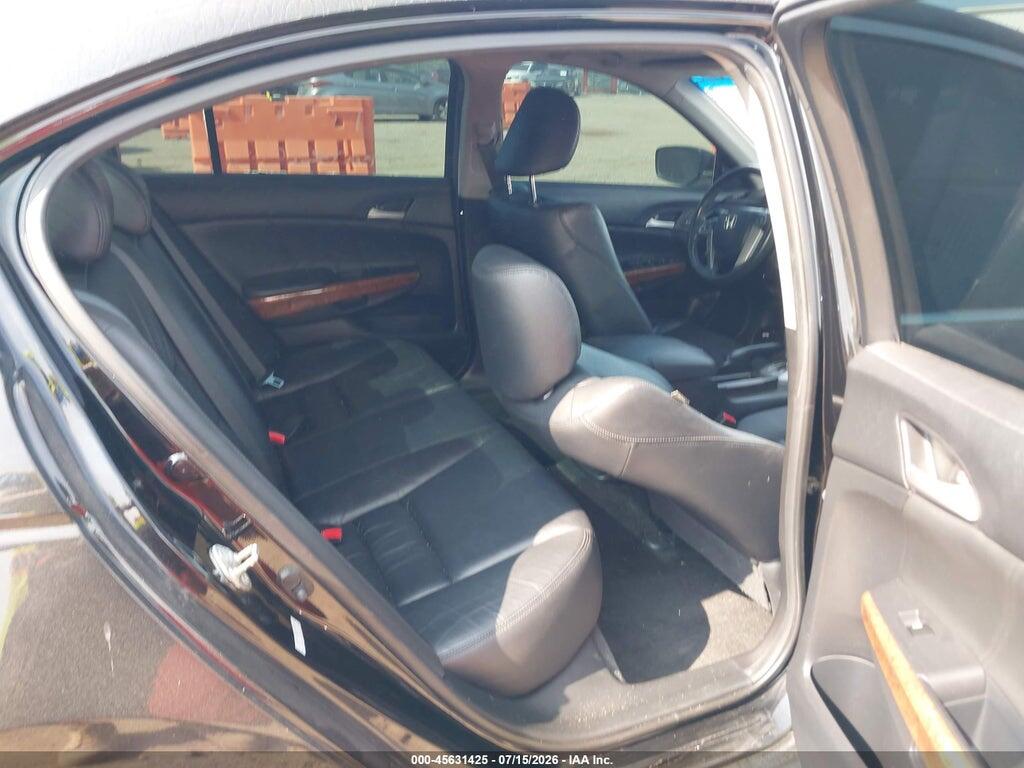 1HGCP3F89CA037135 2012 HONDA ACCORD photo no. 8
