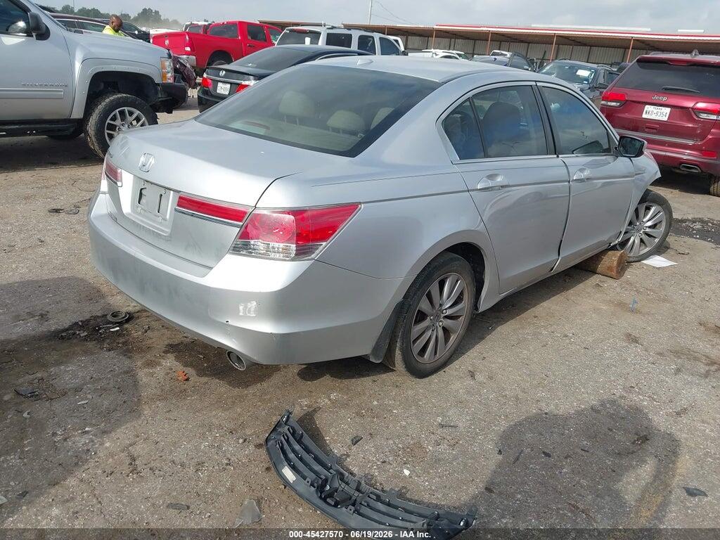 1HGCP2F82CA213842 2012 HONDA ACCORD photo no. 4