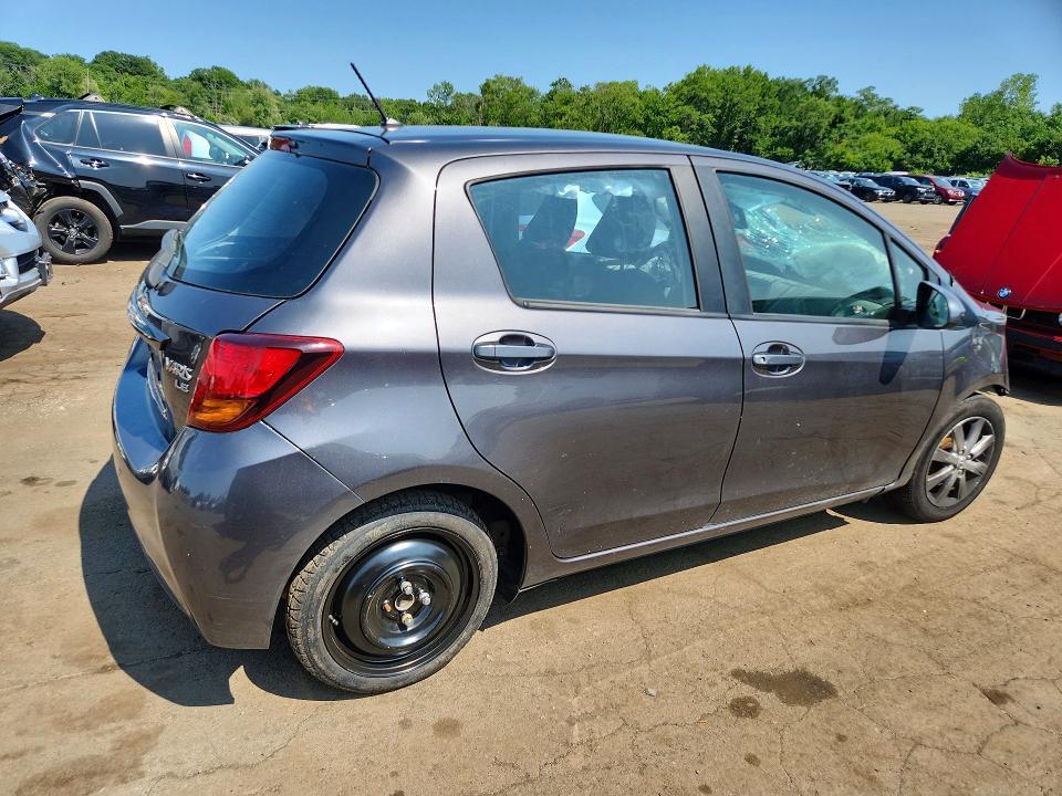 2017 TOYOTA YARIS 5-DOOR LE — Фото 3 из 13