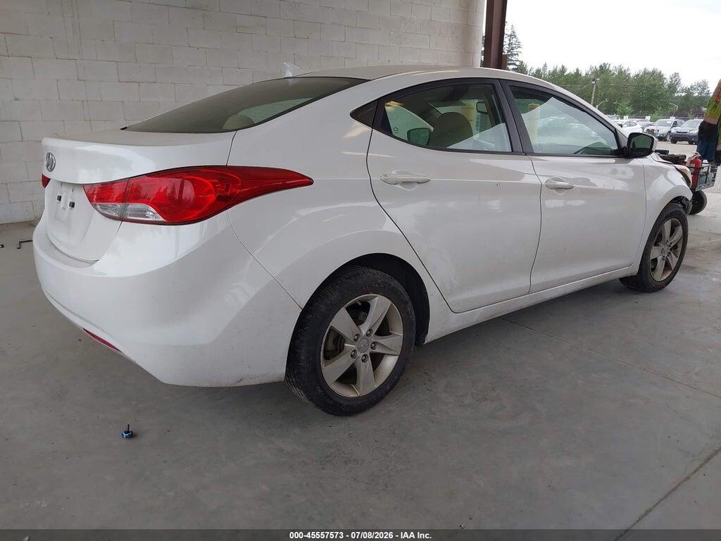 5NPDH4AE8CH064855 2012 HYUNDAI ELANTRA photo no. 4