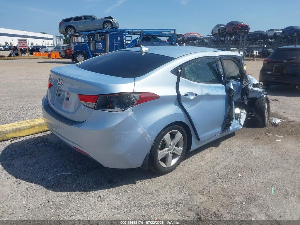 KMHDH4AE3CU392864 2012 HYUNDAI ELANTRA photo no. 4