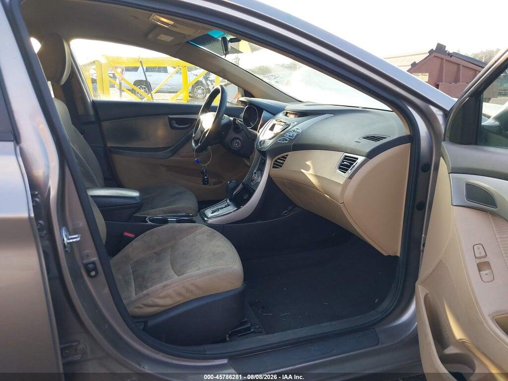 5NPDH4AE2CH086740 2012 HYUNDAI ELANTRA photo no. 5