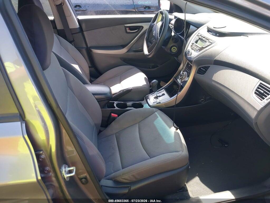 5NPDH4AE4CH125053 2012 HYUNDAI ELANTRA photo no. 5
