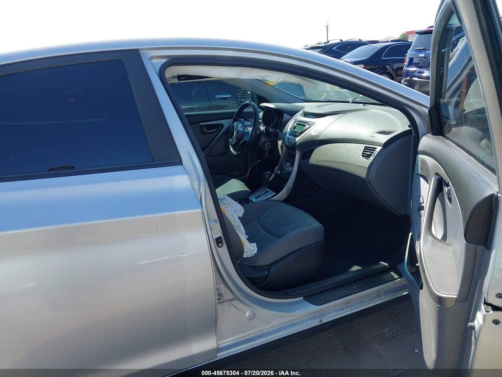 KMHDH4AE3CU248229 2012 HYUNDAI ELANTRA photo no. 5