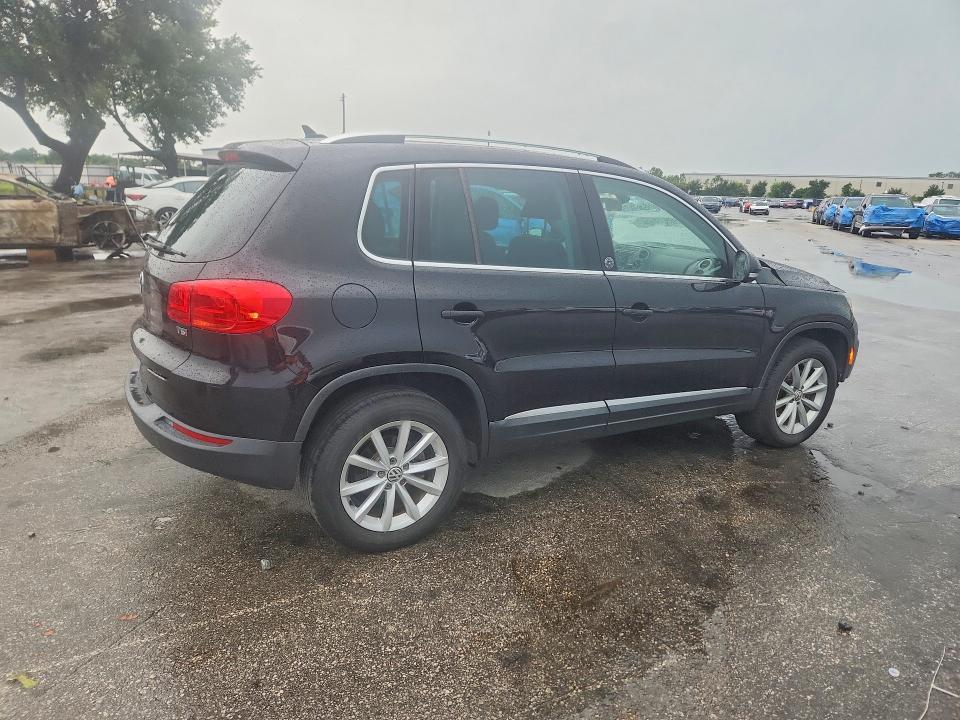 2017 VOLKSWAGEN TIGUAN WOLFSBURG — Фото 3 из 13