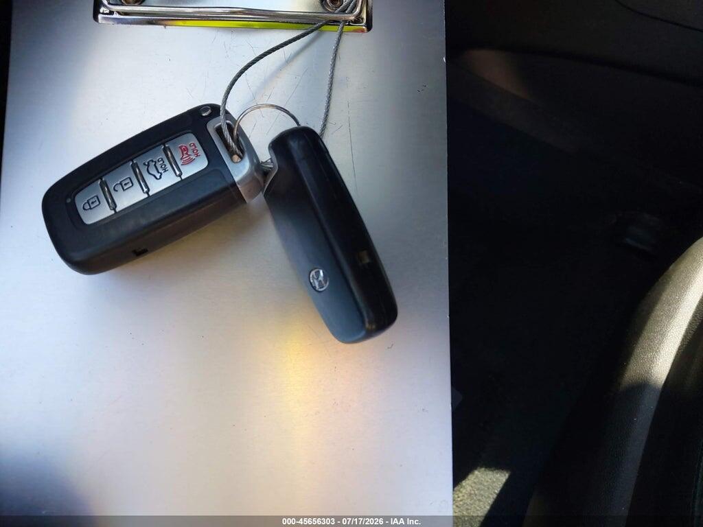 5NPEC4AC0CH387315 2012 HYUNDAI SONATA photo no. 11