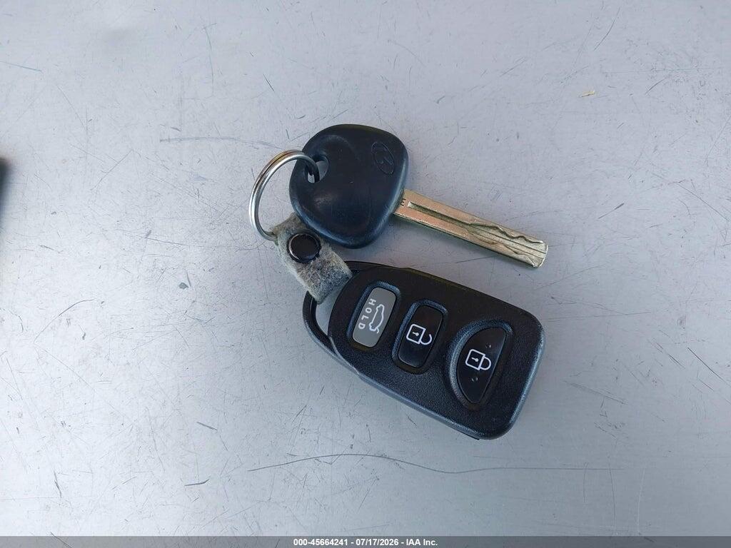 5NPEB4AC8CH378509 2012 HYUNDAI SONATA photo no. 11
