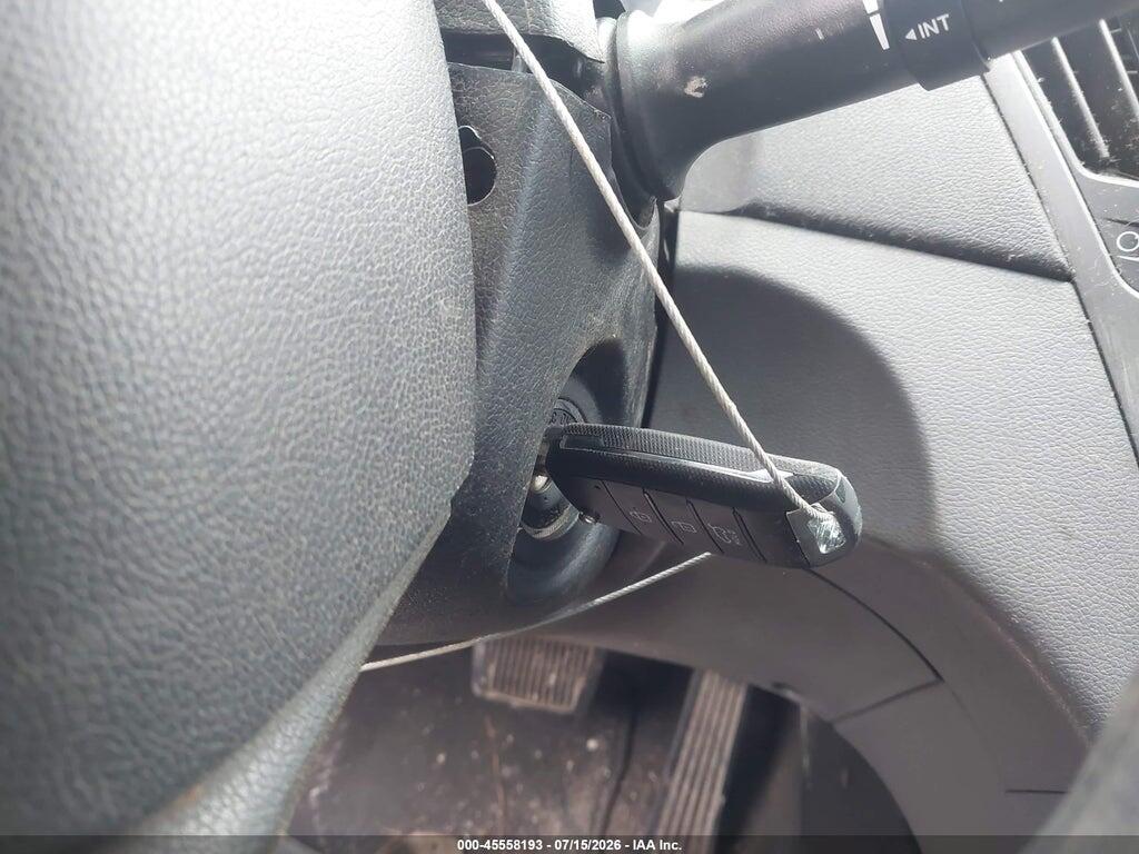 5NPEB4AC2CH490089 2012 HYUNDAI SONATA photo no. 11