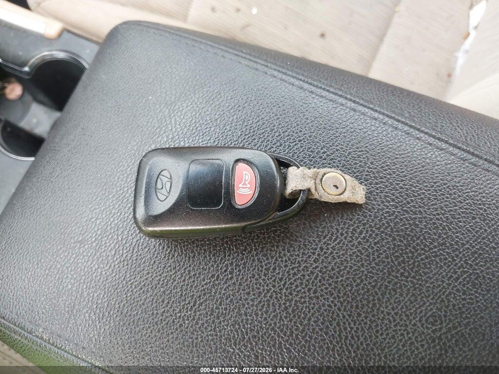 5NPEB4AC5CH408114 2012 HYUNDAI SONATA photo no. 11