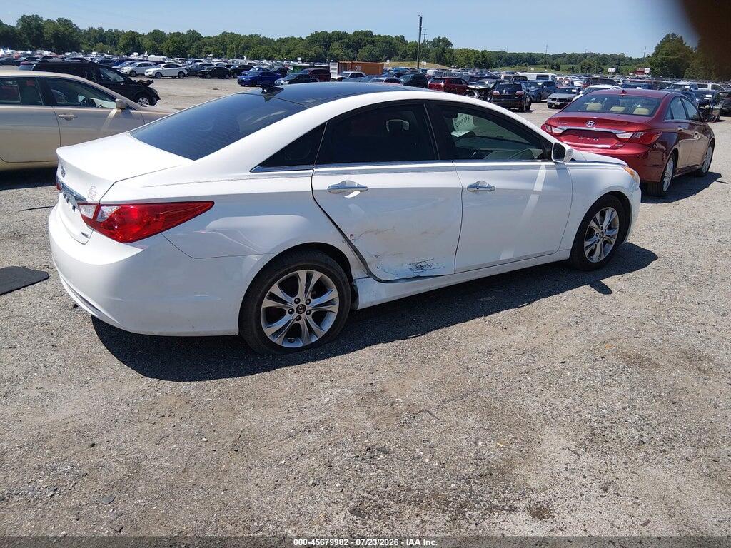 5NPEC4AC3CH454389 2012 HYUNDAI SONATA photo no. 4