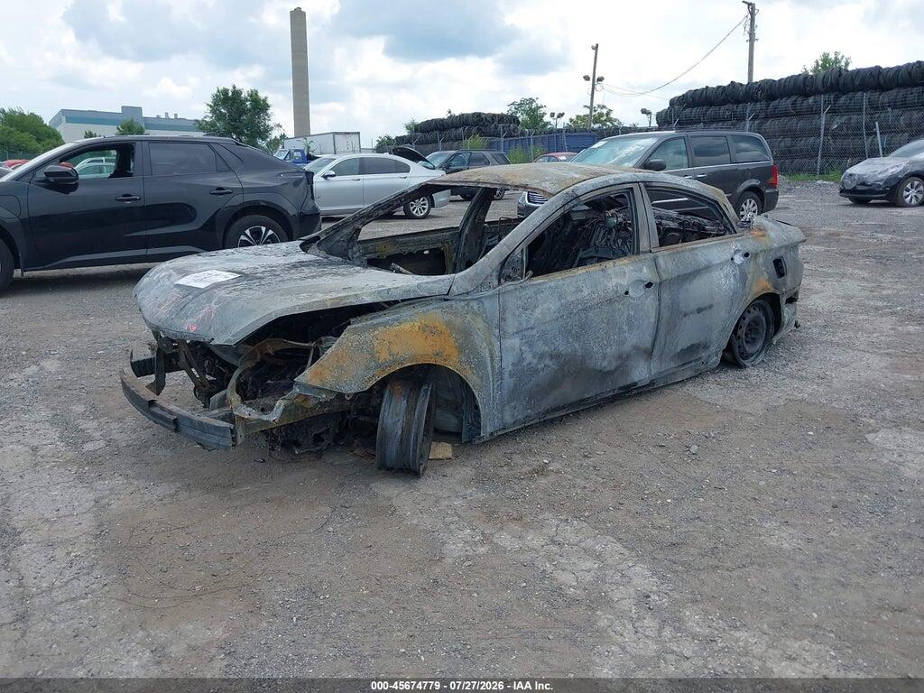 5NPEB4AC4CH361366 2012 HYUNDAI SONATA photo no. 2