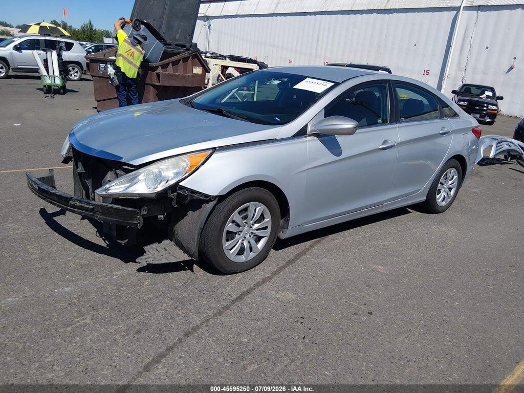 5NPEB4AC7CH483316 2012 HYUNDAI SONATA photo no. 2