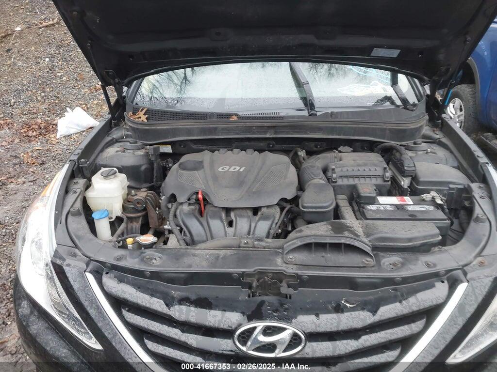 5NPEB4ACXCH369858 2012 HYUNDAI SONATA photo no. 10