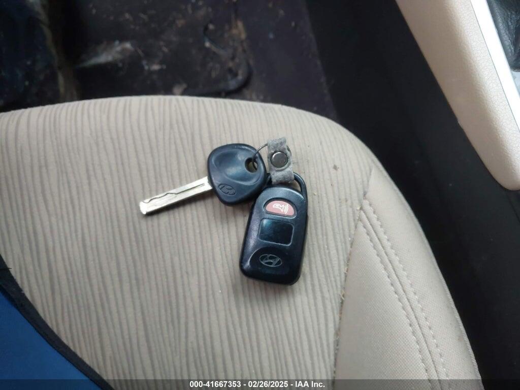 5NPEB4ACXCH369858 2012 HYUNDAI SONATA photo no. 11