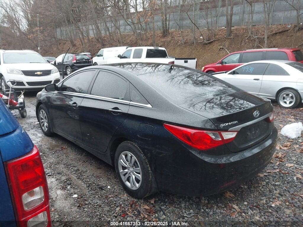 5NPEB4ACXCH369858 2012 HYUNDAI SONATA photo no. 3
